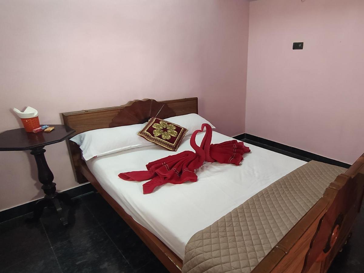 Amirtha Homes Tiruchirappalli Exterior photo